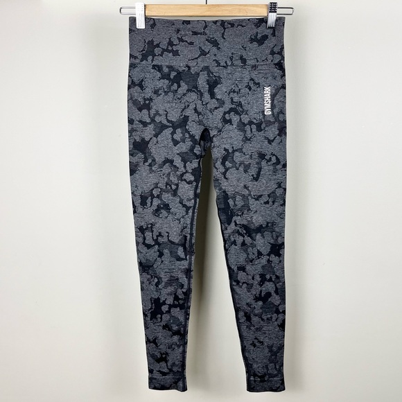 Gymshark Adapt Camo Scrunch Butt Leggings - Picture 3 of 11